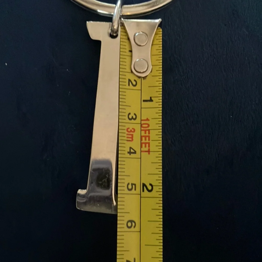 Silver Letter‎ I Heavy-duty Keychain